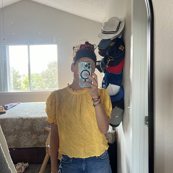 Free people yellow flowery top with open back - Picture 1 of 6